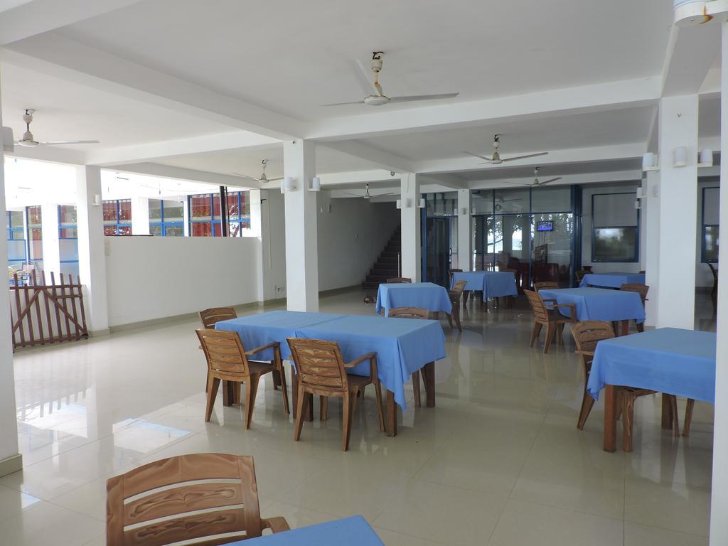 Paradise Beach Resort & Diving School Mirissa Exterior foto