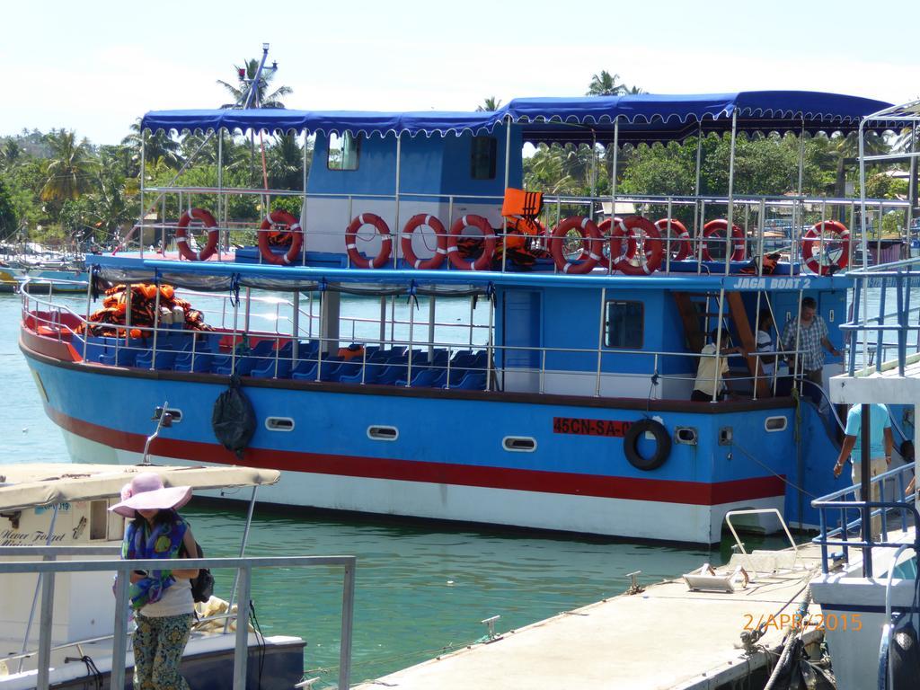 Paradise Beach Resort & Diving School Mirissa Exterior foto