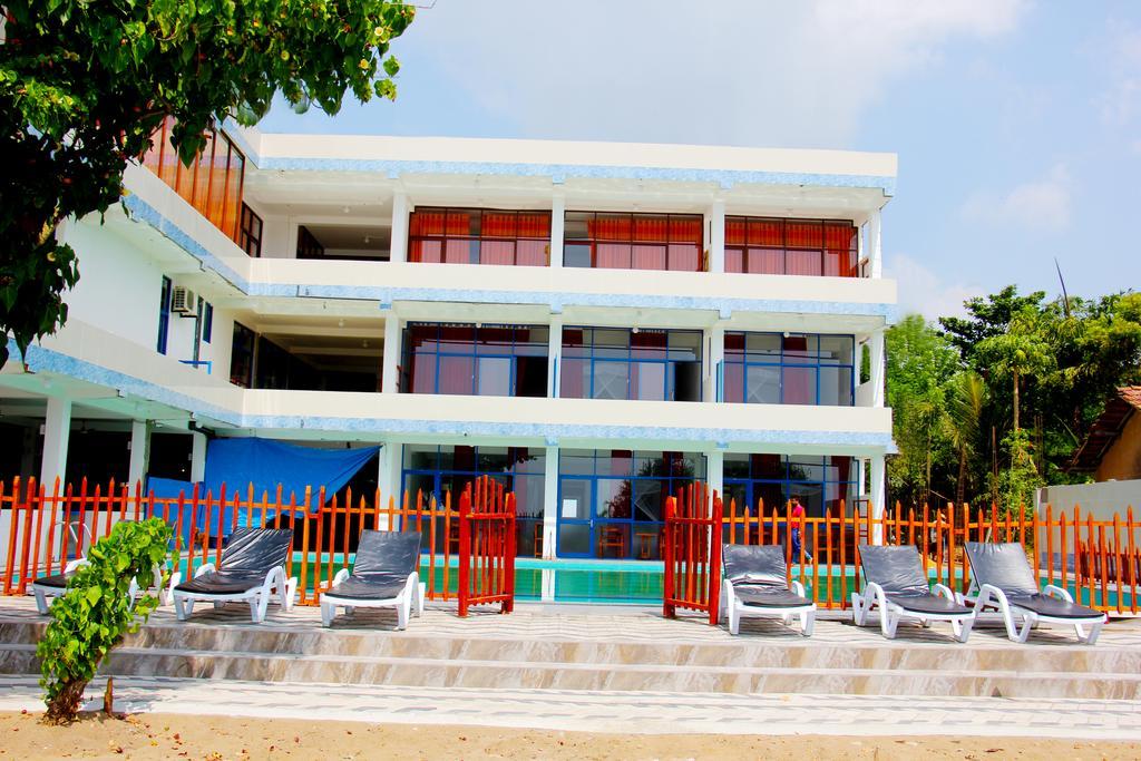 Paradise Beach Resort & Diving School Mirissa Exterior foto