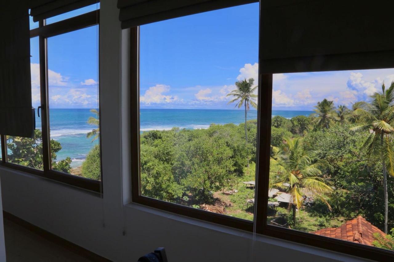 Paradise Beach Resort & Diving School Mirissa Exterior foto